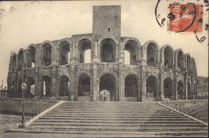 Arles Bouches-du-Rhone