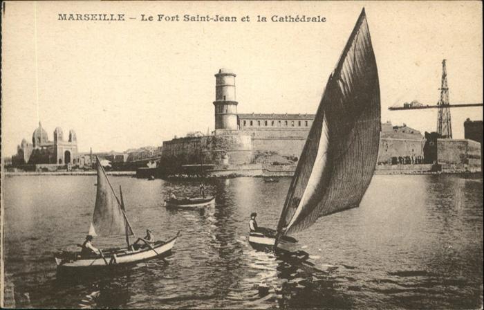 Marseille Bouches-du-Rhone Fort Saint Jean Cathedrale Schiff