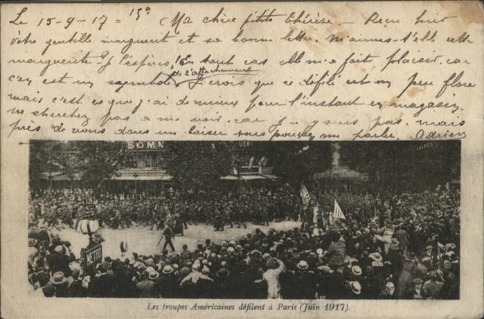 Paris Americaines defilent