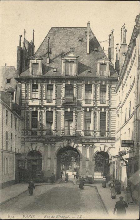 Paris rue de Birague