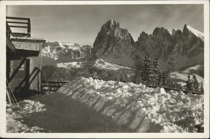 Dolomiti Stazione a monte Gruppo del Sella