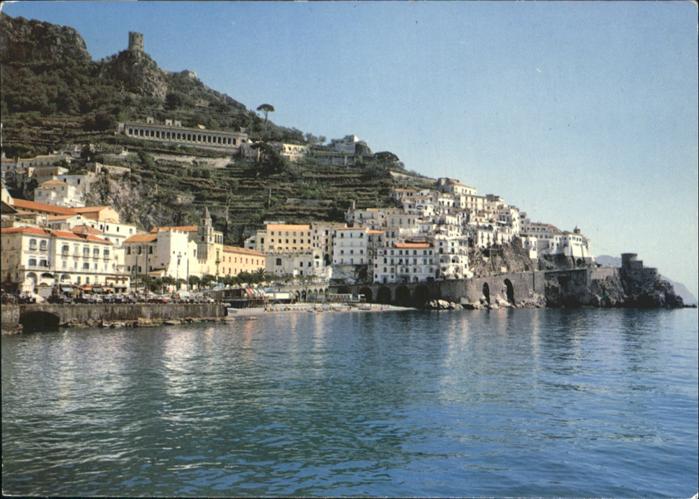Amalfi vista dal porto