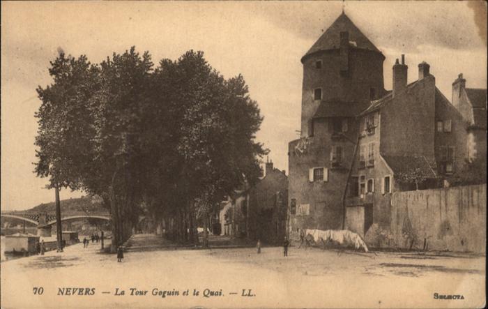 Nevers 58 Tour Goguin
Quai