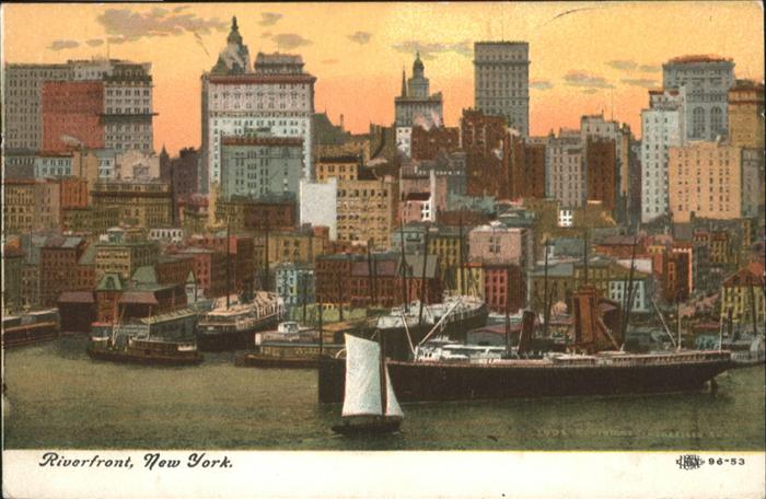 New York City Riverfront Schiff