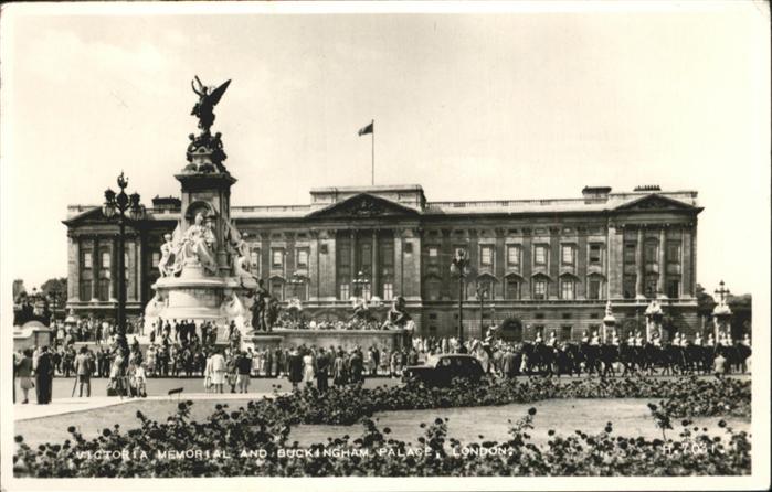 London Victoria Menorial Buckingham Palace Pferd