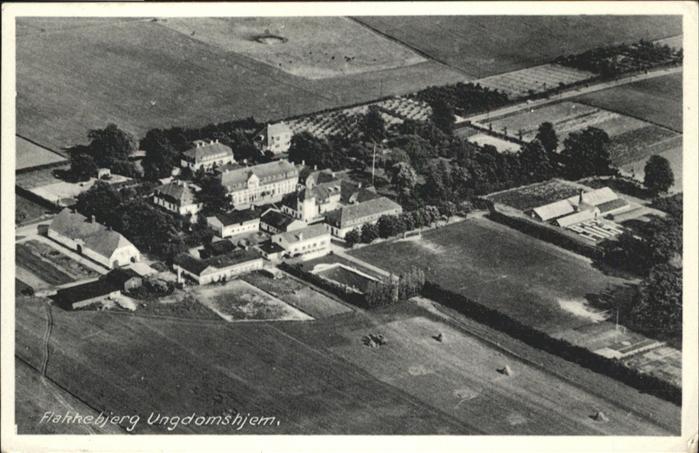 Ungdomshjem Fliegeraufnahme  Flakhebjerd