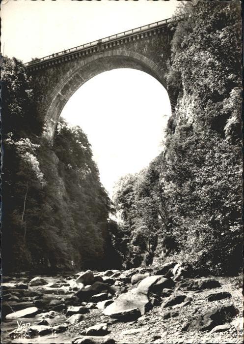 Saint-Sauveur Grenoble Hautes Pyrenees
Pont Napoleon