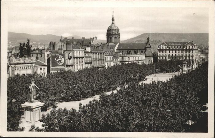 Clermont-Ferrand Place de Jaude