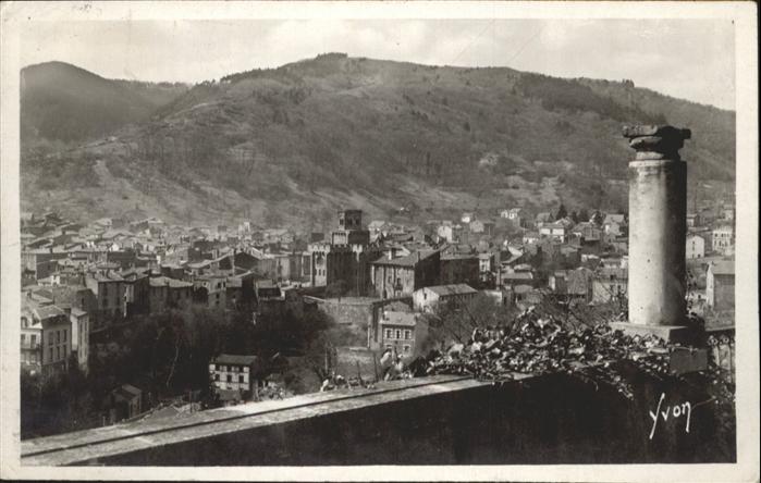 Royat Puy de Dome Vieille ville vue du Paradis