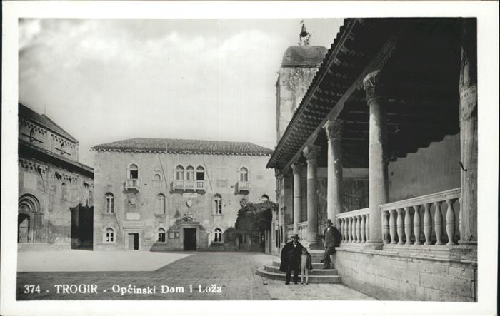 Trogir Opcinski Dom Loza