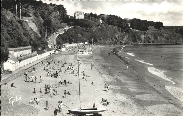 Etables-sur-Mer Cotes-d Armor Plage des Godelins