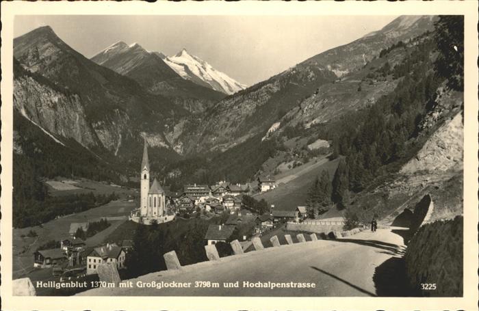 Heiligenblut Kaernten Grossglockner Hochalpenstrasse