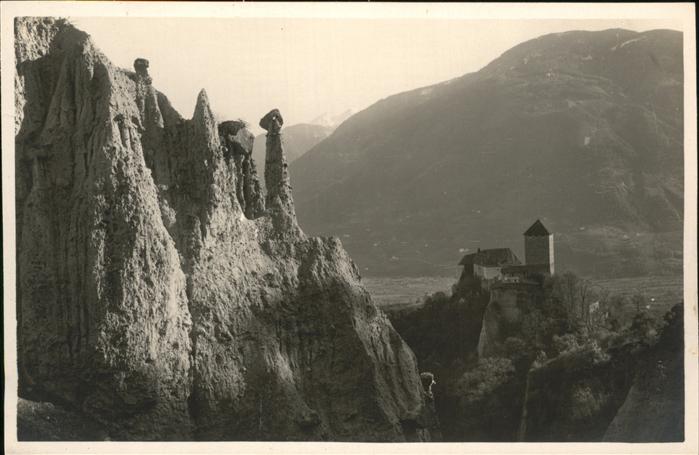 Merano Meran Castello Tirolo