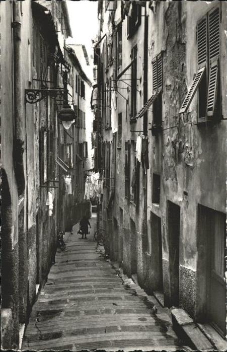 Nice Alpes Maritimes rue pittoresque