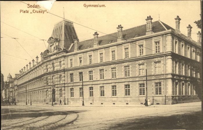Sedan Ardennes Platz Crussy Gymnasium