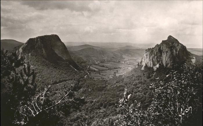 Mont-Dore les roches Sanadoire Tuilliere