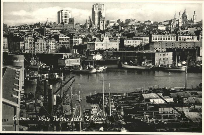 Genova Genua Liguria Porto Bacino della Darsena Schiff