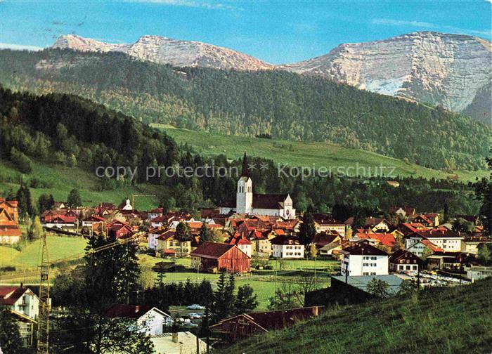 Oberstaufen Oberallgaeu Bayern mit Rindalphorn und Hochgrat
