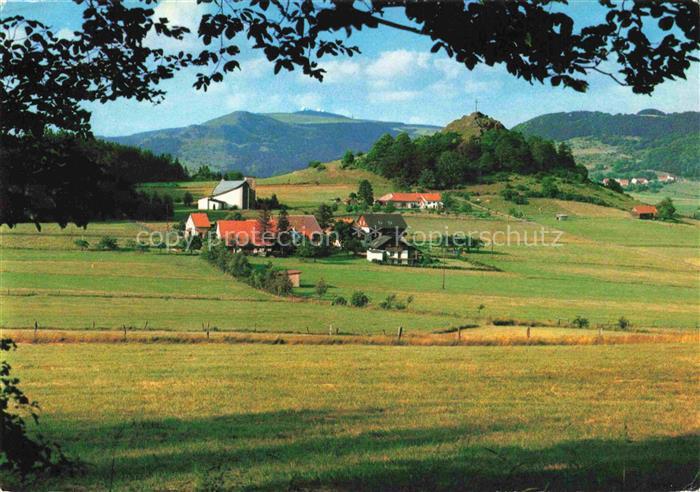 Wachtkueppel Poppenhausen Wasserkuppe Rhoen mit Pferdskopf und Wasserkuppe