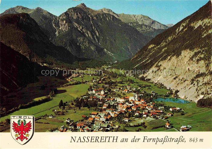 Nassereith Tirol AT an der Fernpassstrasse mit Loreagruppe Fliegeraufnahme