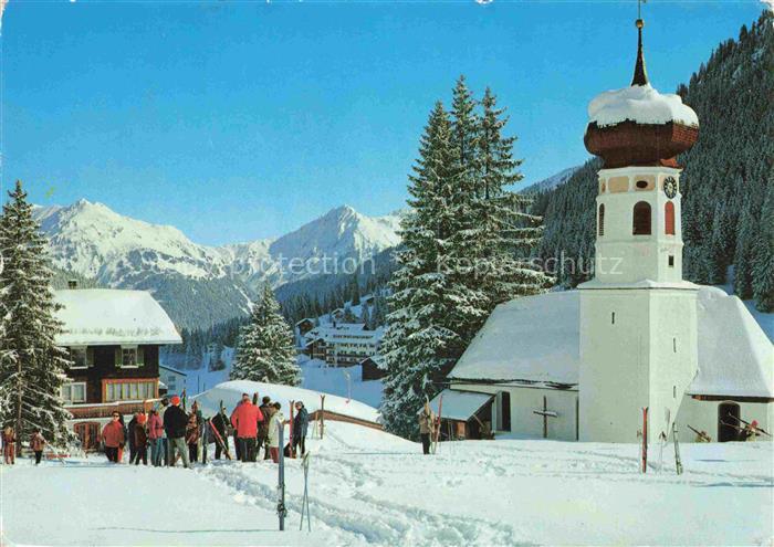 Gargellen Montafon Vorarlberg AT Kapelle mit Zamangspitze
