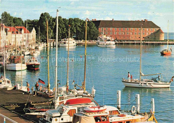 Sonderborg DK Hafenansicht mit Sonderborg Schloss