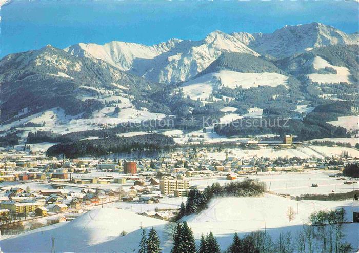 Sonthofen Allgaeu Bayern mit Imberger Horn Breitenberg Rotspitze und Gr Daumen F