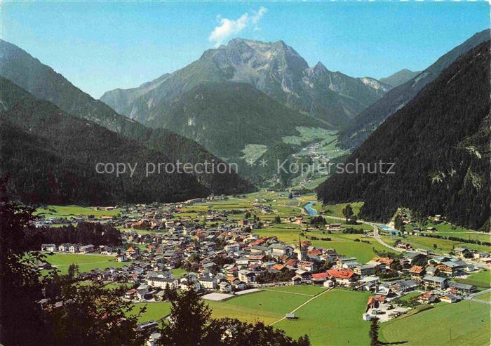 Gruenberg 2867m Finkenberg Zillertal Tirol AT Fliegeraufnahme