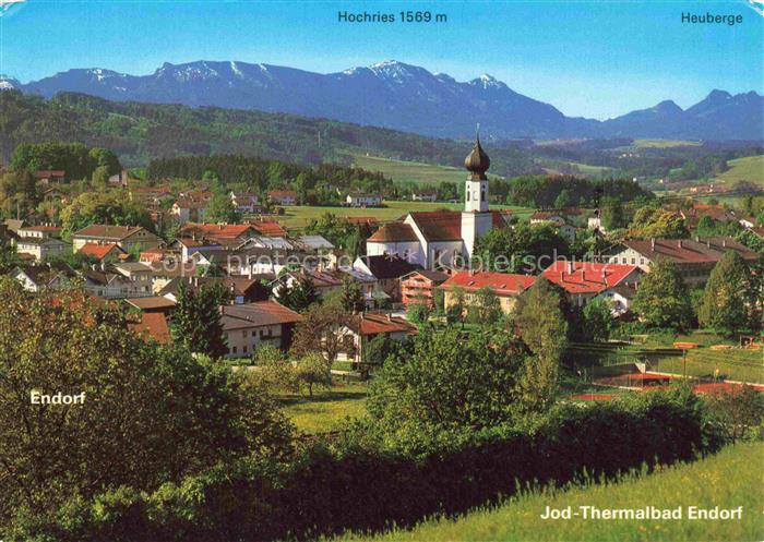 Bad Endorf Jod-Thermalbad Chiemgauer-Berge Hochnies Kirche Dorf Haeuser Alpen Ch