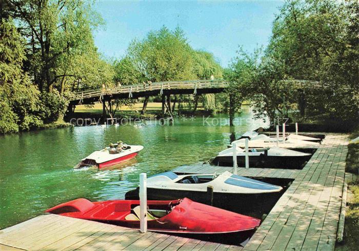 Bad Bevensen UELZEN Niedersachsen Ilmenau Bootssteg Holzbruecke Ruderboote Motor