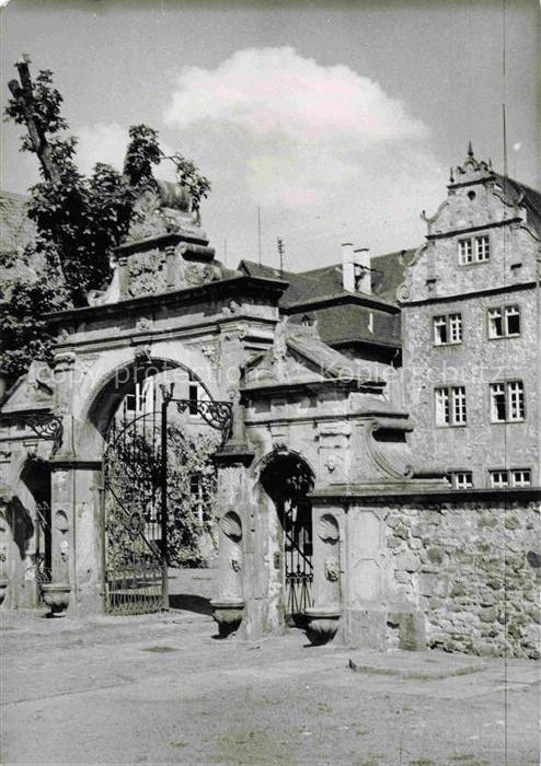 Friedberg  Hessen Loewingshof Kaserne Historisches-Gebaeude Innenhof Baeume