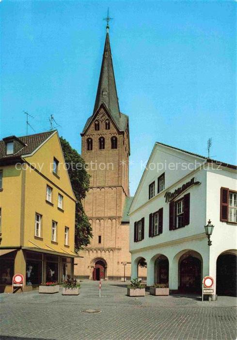 Kempen Niederrhein VIERSEN NRW Propsteikirche St-Marien Kirchturm Fussgaengerzon