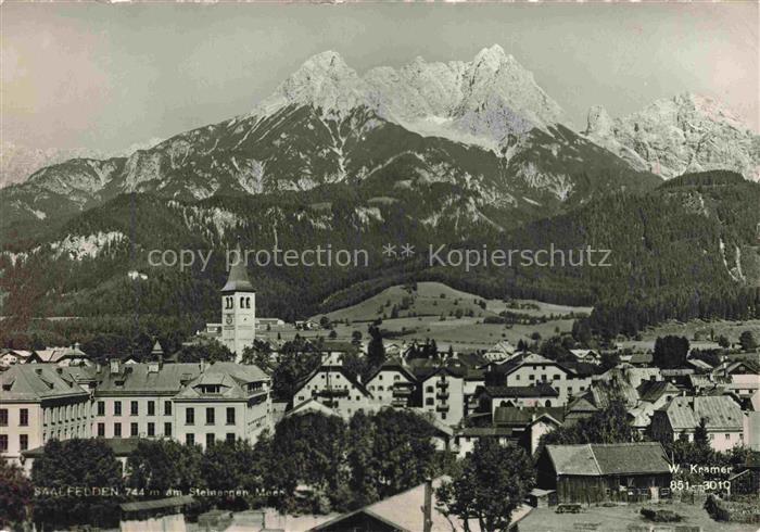 Saalfelden Steinernes Meer Pinzgau-Pongau AT Stadtansicht Kirche Steinernes-Meer