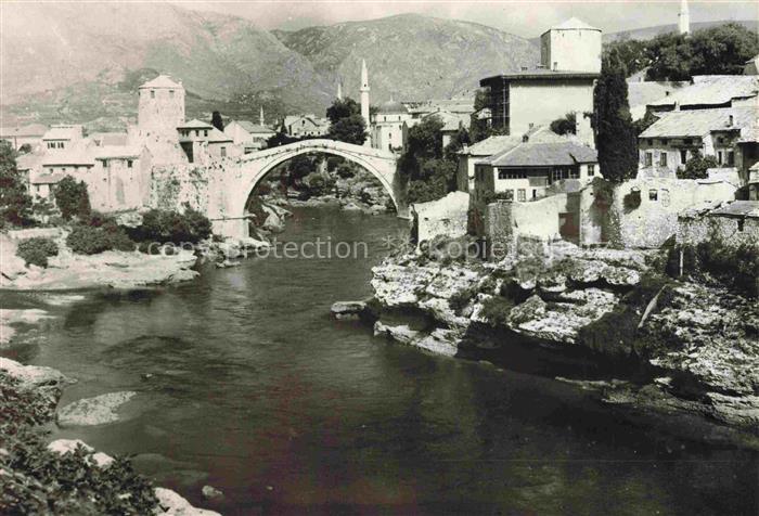 Mostar Moctap Bosnia and Herzegovina Stari-Most Bruecke Neretva Fluss Minarett A