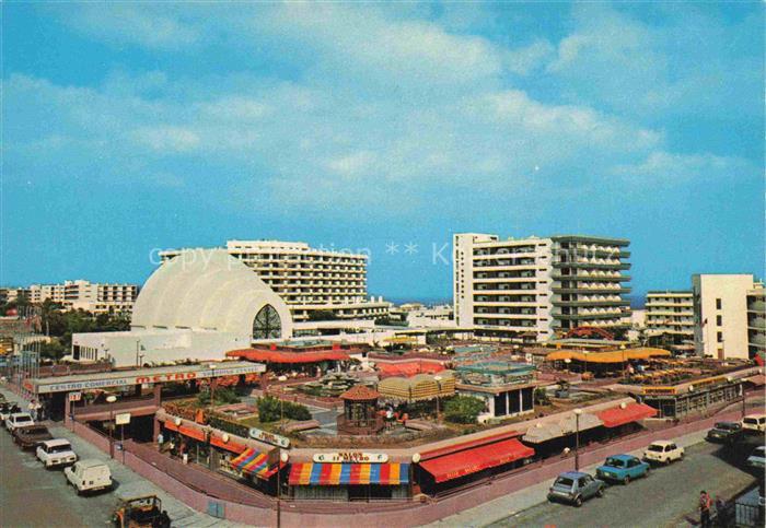 Playa del Ingles Gran Canaria ES Einkaufszentrum Kuppelbau Hotels Hochhaeuser Au