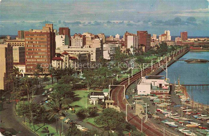 DURBAN  Southafrica RSA Esplanade Strandpromenade Hafen Skyline Hochhaeuser Yach
