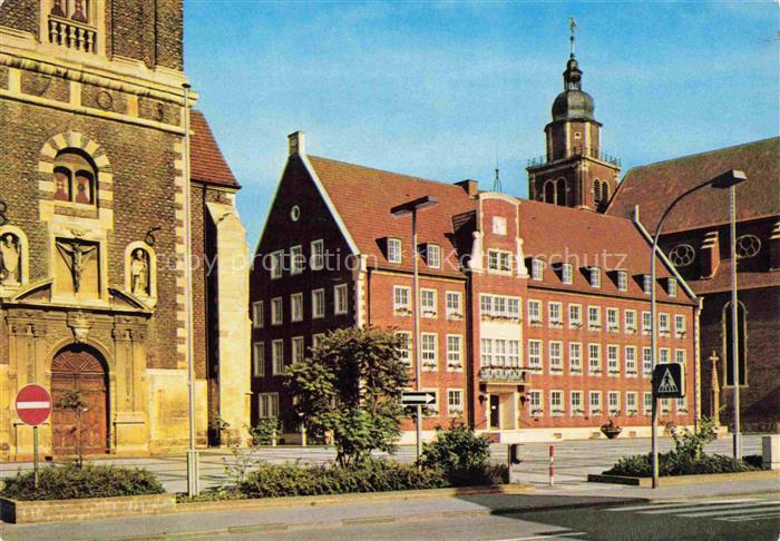 Coesfeld NRW Rathaus Markt Kirche Kirchturm Backstein Strasse