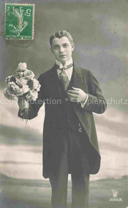 Foto RPH Nr. 3066/6 Mann mit Blumenstrauss