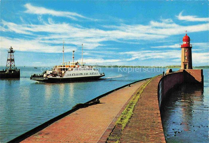 Faehre Ferry Bac Traghetto-- Bremerhaven Hafenmole Biexen Leuchtturm