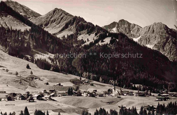 Riezlern Kleinwalsertal Vorarlberg AT mit Hirschegg Mittelberg und Widderstein