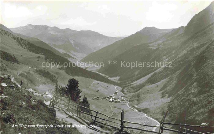 Hintertux Tux Zillertal Tirol AT Am Weg zum Tuxerjoch