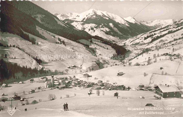 Saalbach -Hinterglemm Pinzgau-Pongau AT Skiparadies mit Zwoelferkogel