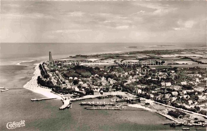 LABOE Ostseebad PLoeN Schleswig-Holstein Fliegeraufnahme mit Marine Ehrenmal