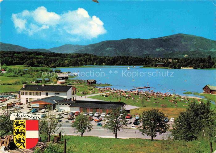 Faak am See Finkenstein Straandbad Faak mit Blick auf Inselhotel und Gerlitzen