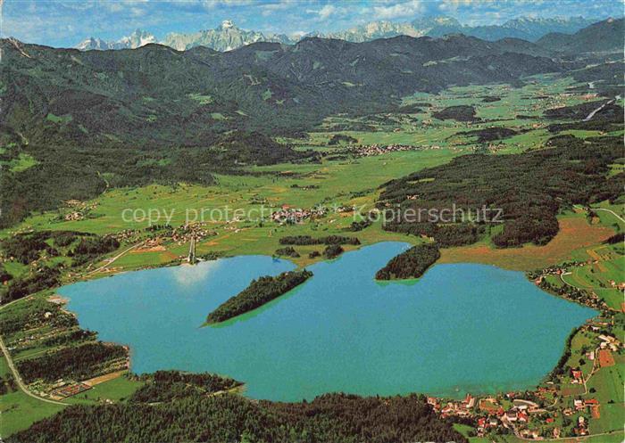 Faakersee VILLACH Kaernten AT Fliegeraufnahme mit Blick auf Egg Faak und die San