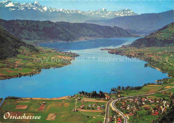 Ossiachersee Kaernten AT Fliegeraufnahme mit Julische Alpen