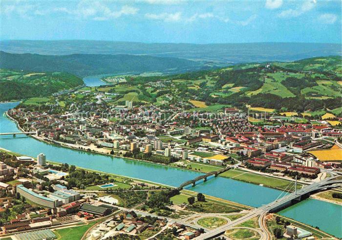 Urfahr Linz Donau Oberoesterreich AT Fliegeraufnahme