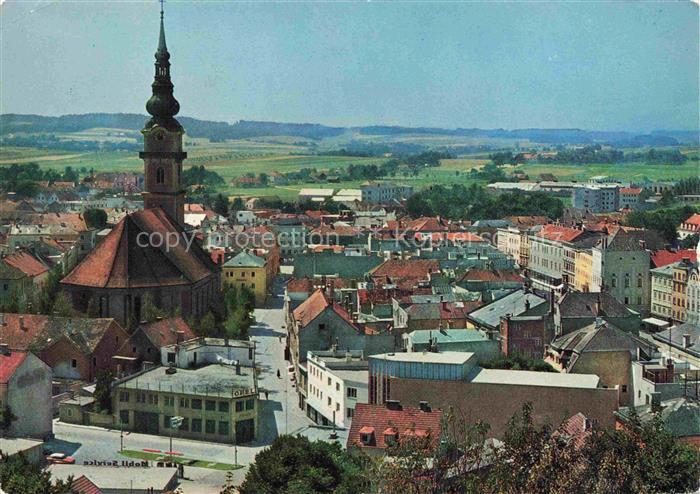 Ried Innkreis Oberoesterreich AT Ortsansicht mit Kirche