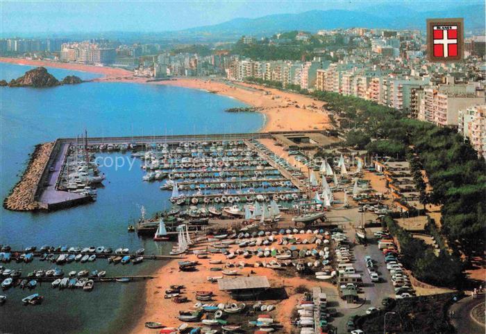 BLANES Costa Brava ES Blanes Costa-Brava Hafen Strand Yachten Hochhaeuser Mittel