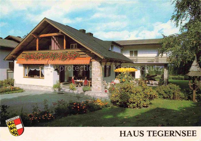 Velden  Woerthersee AT Fruehstueckspension Haus-Tegernsee Terrasse Blumenbeete G